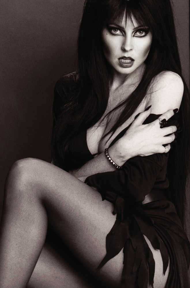 Elvira Meets Hp Lovecraft #2 Cover G 15 Copy Variant Edition Photo Virgin